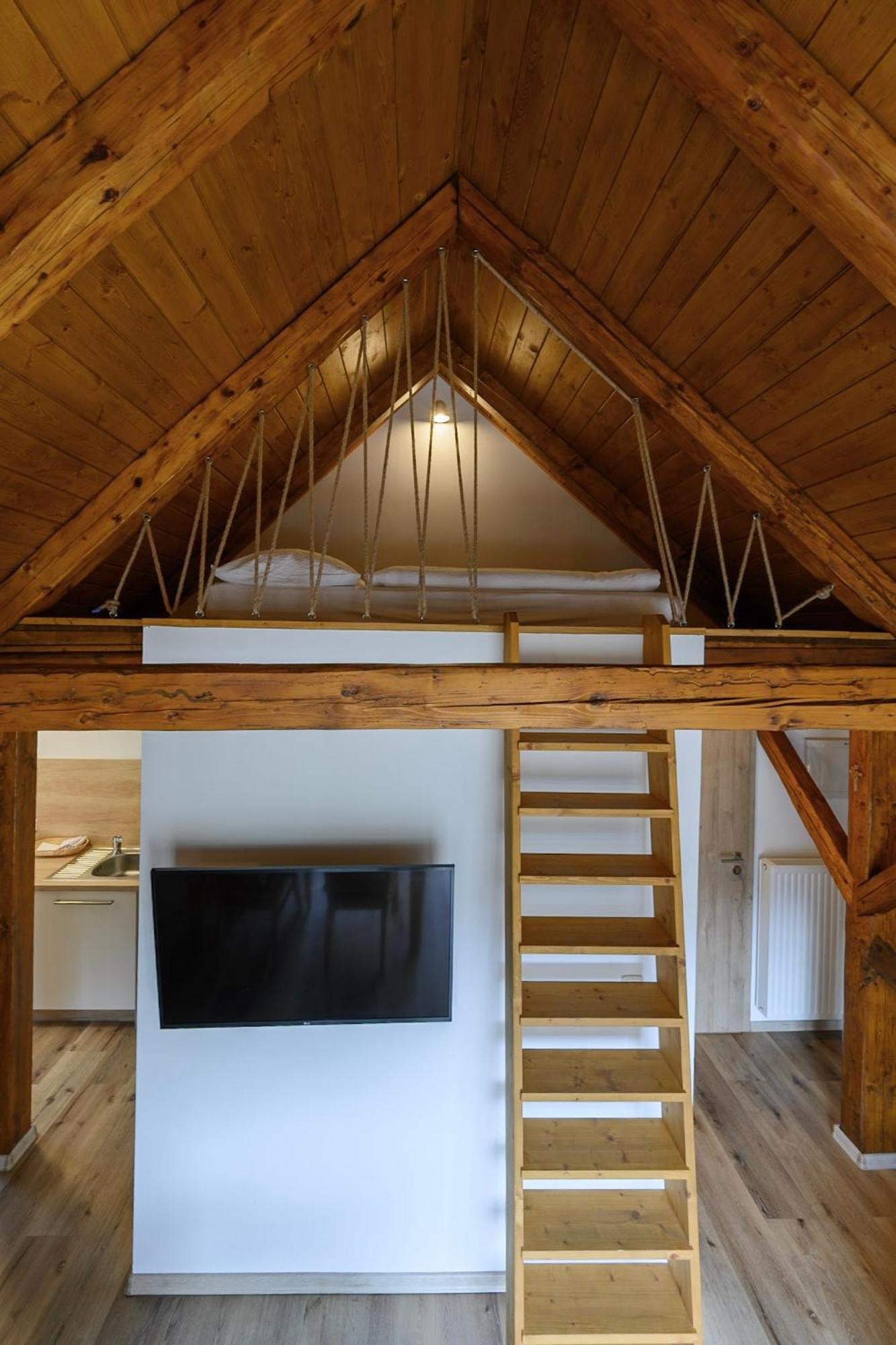 Apartmany Mezivodi Kycera Bagian luar foto