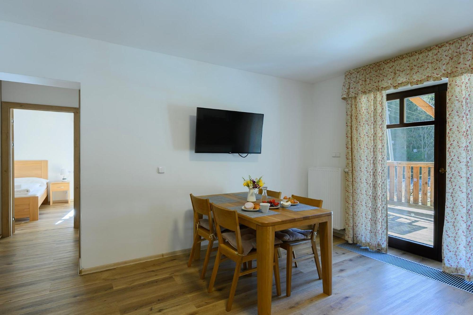 Apartmany Mezivodi Kycera Bagian luar foto